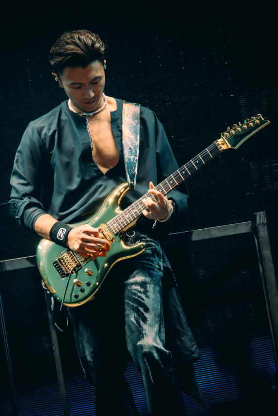 2026谢霆锋郑州演唱会（时间+地点+票价）信息一览