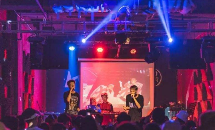 山丘Livehouse(红唐店)