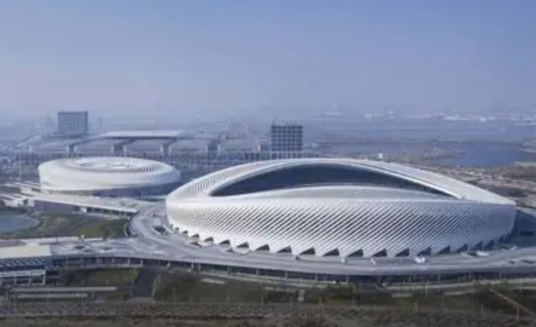 青岛市民健身中心体育场场馆图片