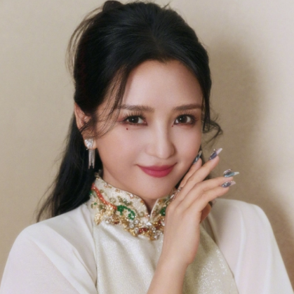 何洁