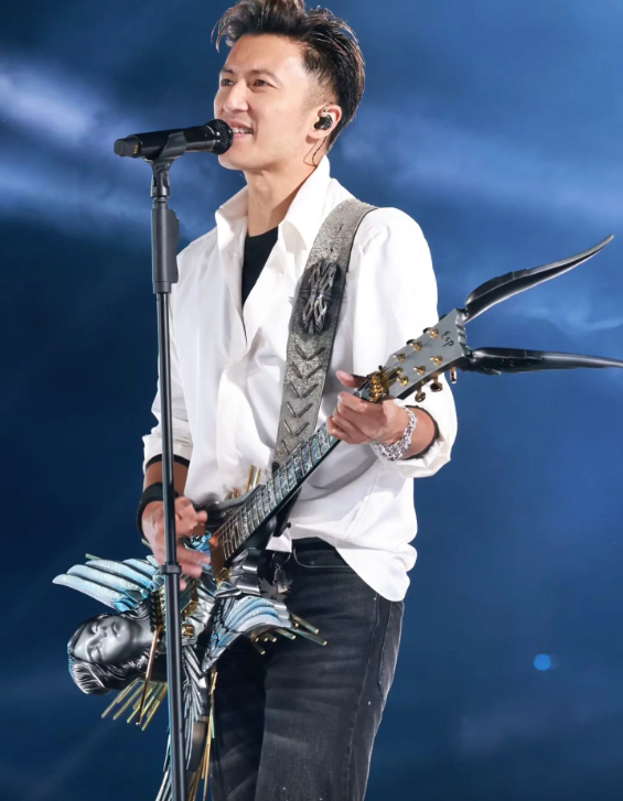 2026谢霆锋EvolutionNicLive进化演唱会-沈阳站 2026谢霆锋EvolutionNicLive进化演唱会-沈阳站