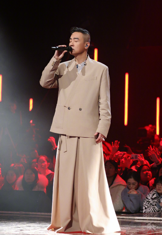 2026陈小春青岛演唱会（时间+地点+票价）