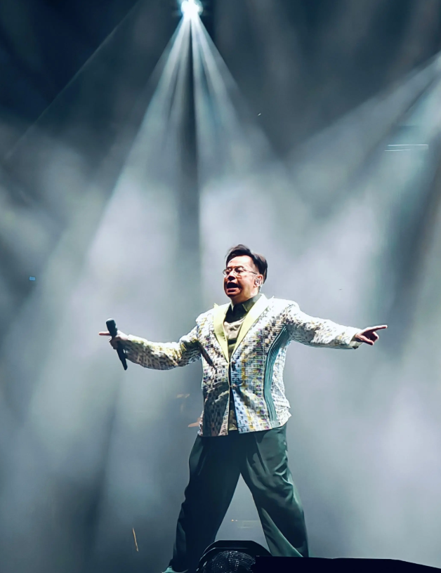 2026谭咏麟与您 UNFORGETTABLE「刻骨铭心」世界巡回演唱会—终极篇香港站