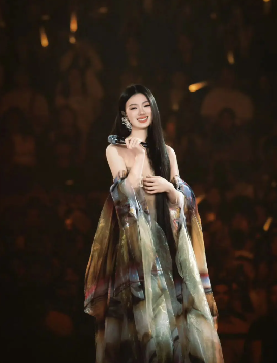 2026单依纯「纯妹妹2.0」巡回演唱会-西安站
