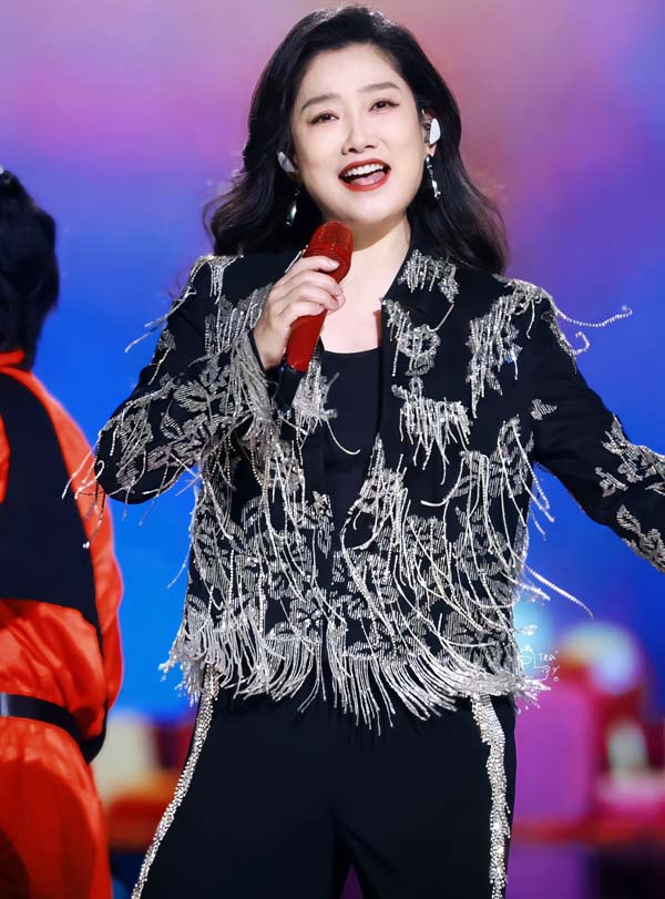 杨魏玲花(玲花)